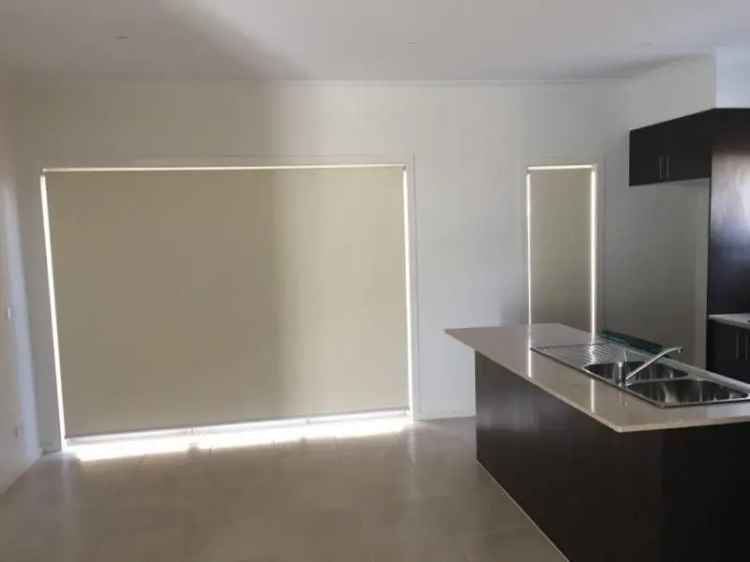 2 rooms house of 236 m² in Melbourne