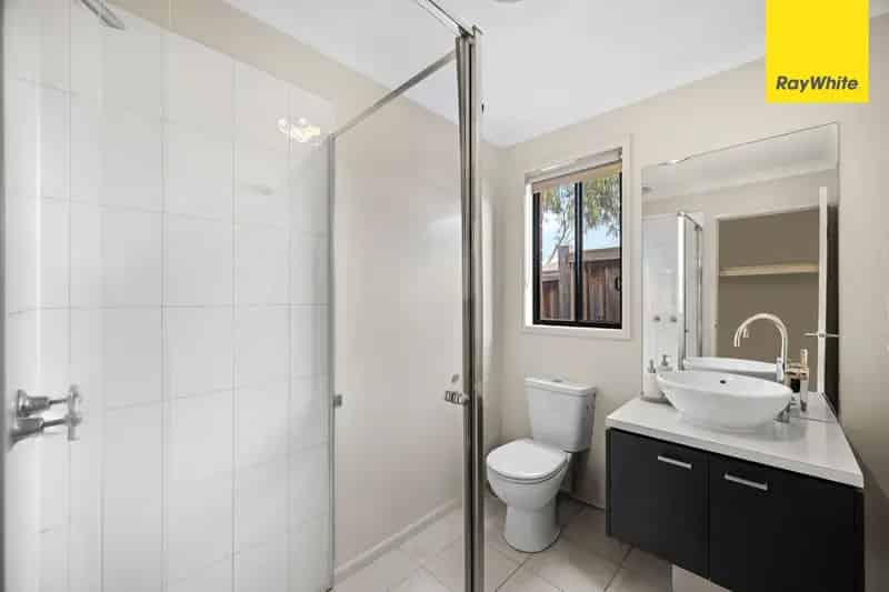 Stylish, Spacious & Superbly Located - The Ideal Brookfield Family Home