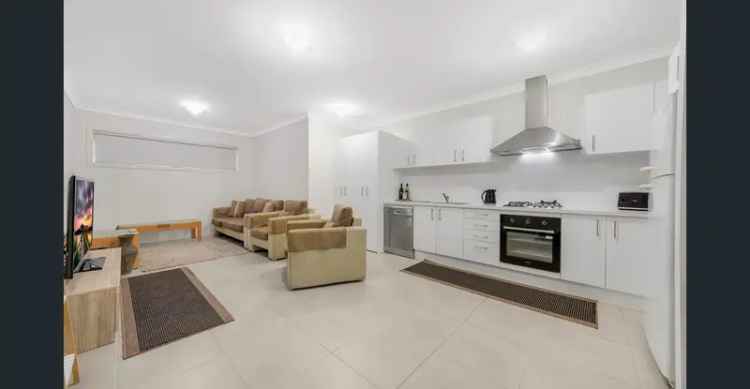 Rent Spacious Granny Flat Near Oran Park Town Centre