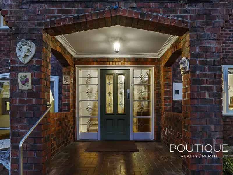 House For Sale , 1, Oceanic Drive, Town of Cambridge, Western Australia