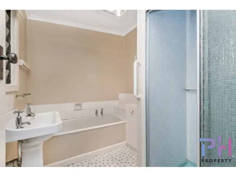 Two Bedroom Home In A Great Loacation