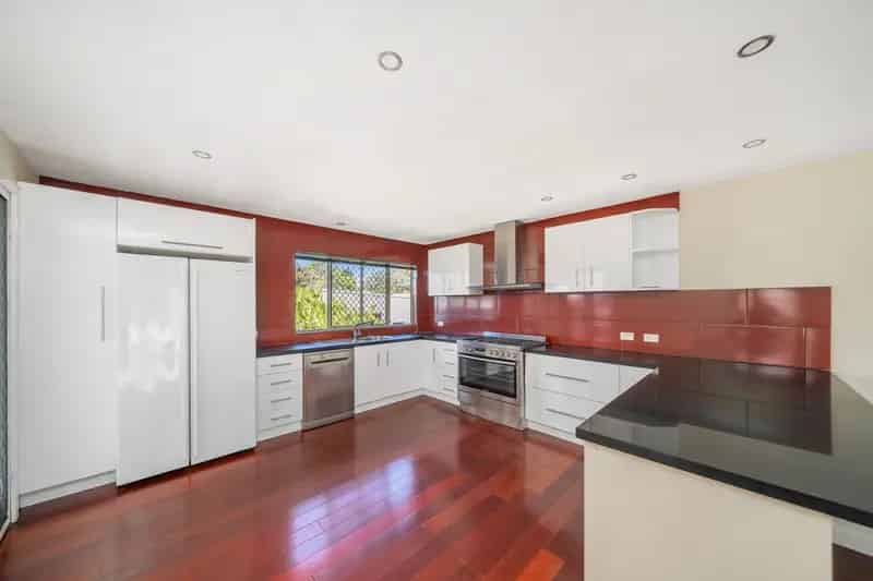 Queenslander Soul, Coastal Cool - Where Character Meets Contemporary
