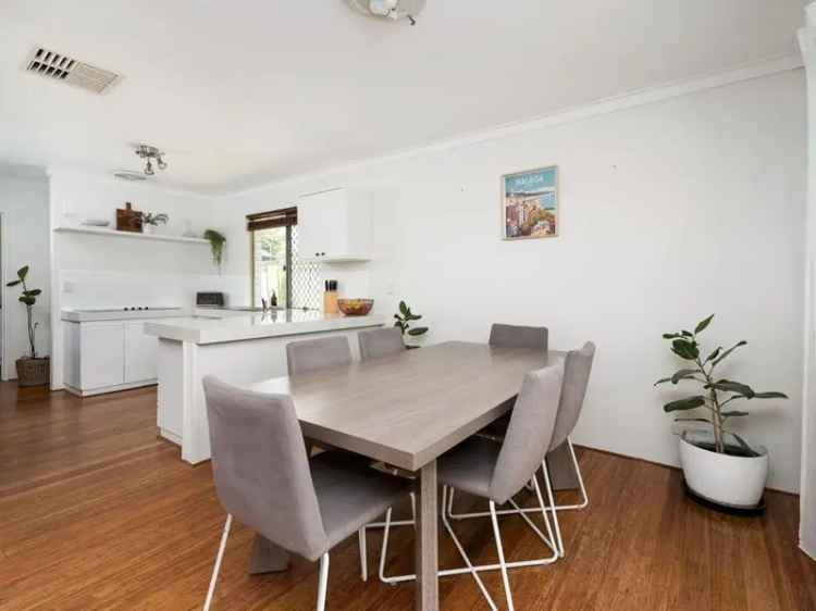 House For Rent in City of Melville, Western Australia