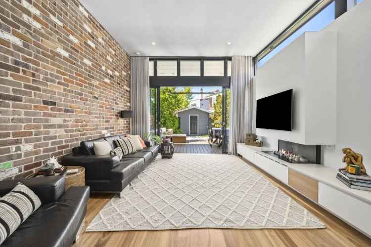 Real Estate For Lease - 7 Saywell Street - Chatswood , NSW