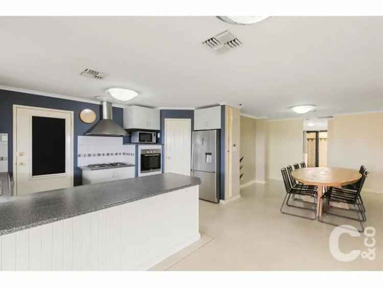 House For Sale in City of Kwinana, Western Australia