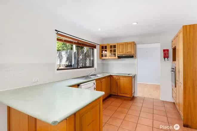 House For Rent , 17, Booral Street, City of Brisbane, Queensland