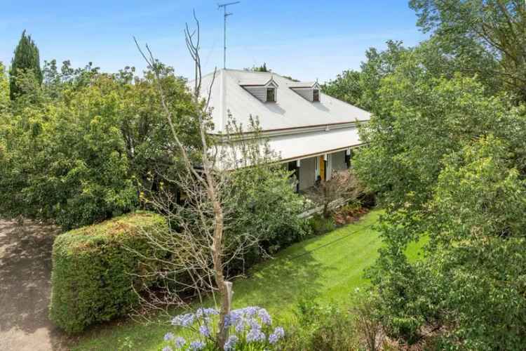 Rural property For Sale in Batesford, Victoria