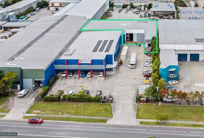 Helensvale Warehouse For Lease 1200sqm Office and Warehouse Space