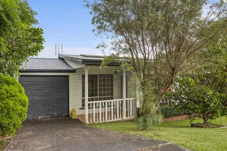 House For Sale - 13 Norfolk Street, Berkeley NSW 2506