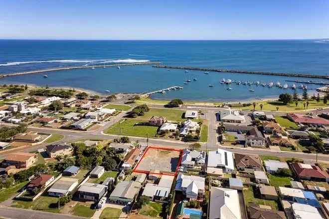 Marina Precinct Vacant Land R30 Zoned 1214sqm