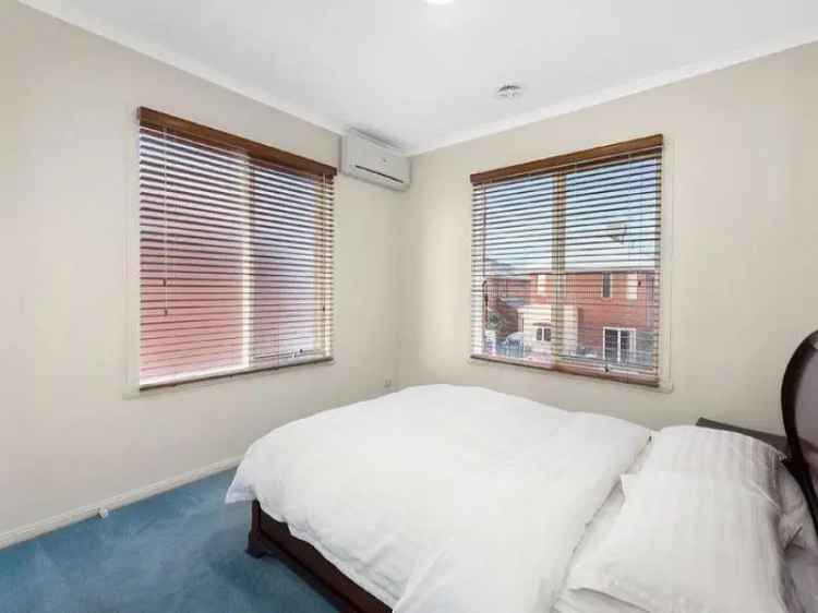 House For Rent in Melbourne, Victoria