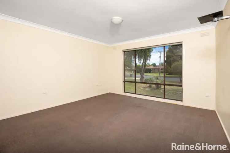 House For Sale in Wagga Wagga City Council, New South Wales