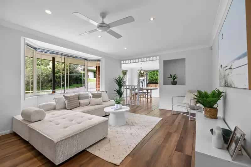 Buy House in Kincumber with Pool and Outdoor Entertaining Space