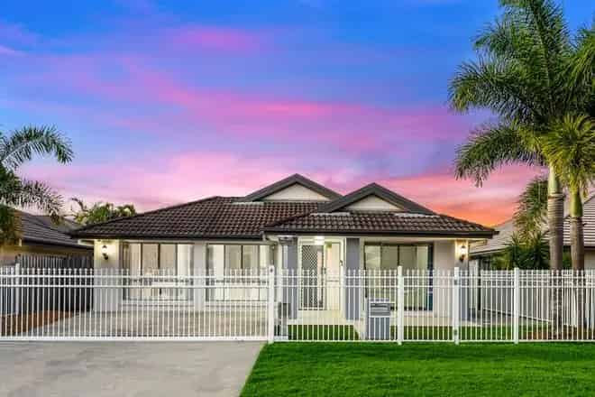 House For Sale , 4, Tea Tree Street, City of Brisbane, Queensland