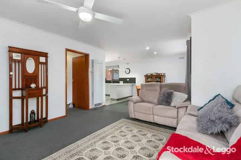 Townhouse/Extensively Renovated