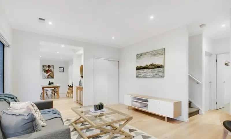 2 rooms house of 271 m² in Melbourne