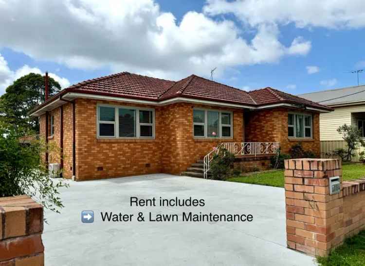 3 Bed Family Home Cardiff NSW - Updated and Spacious