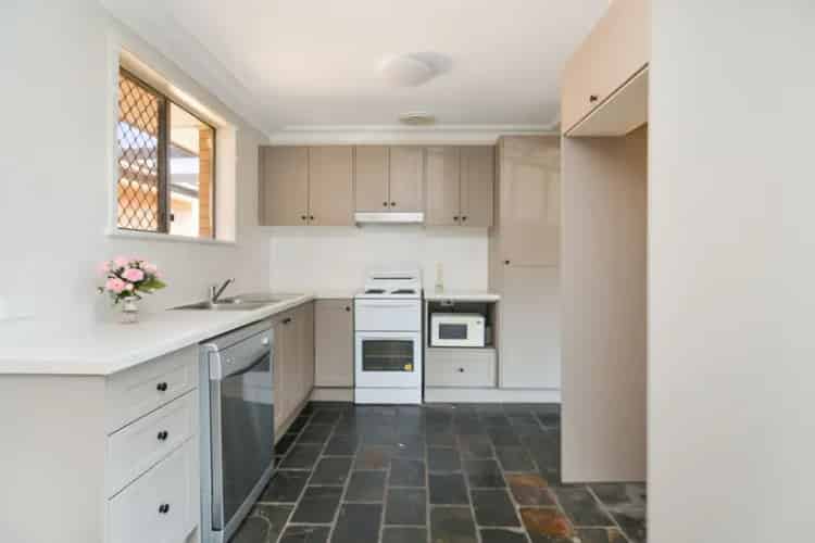 Real Estate For Lease - 15 Sinclair Street - Gosford , NSW