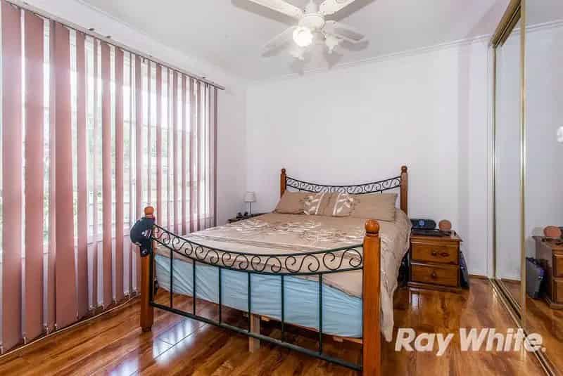 Spacious Family Living with Versatile Layout