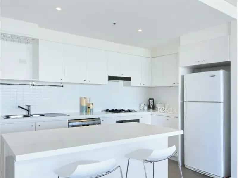 Furnished 2 Bedroom Apartment -  Short Term Lease Available