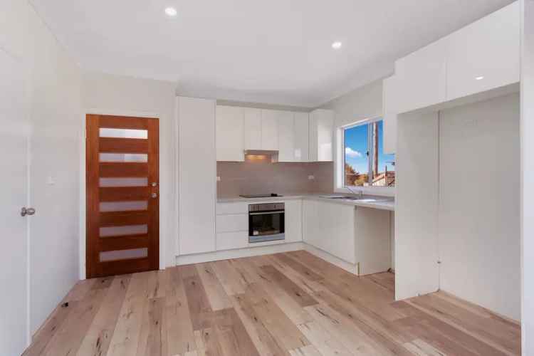 Granny Flat For Lease - 22a Inverness Avenue - Frenchs Forest NSW