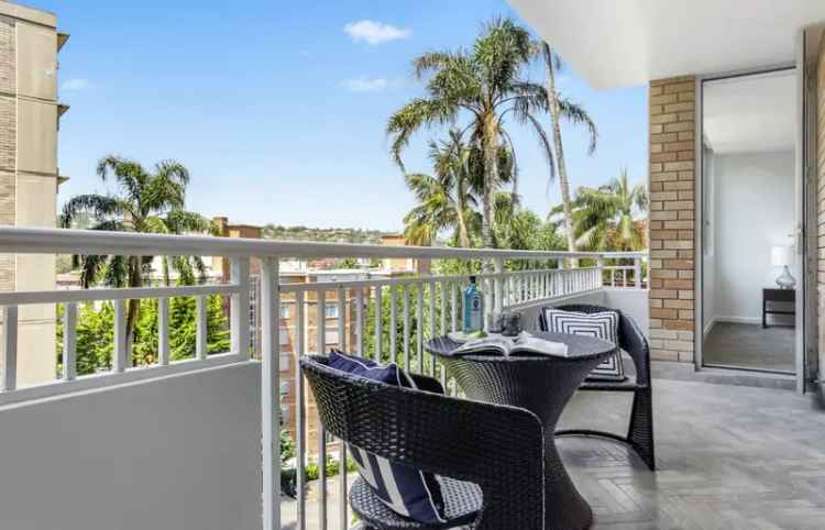 Luxury Renovated Darling Point Apartment 2 Beds 2 Baths Secure Parking