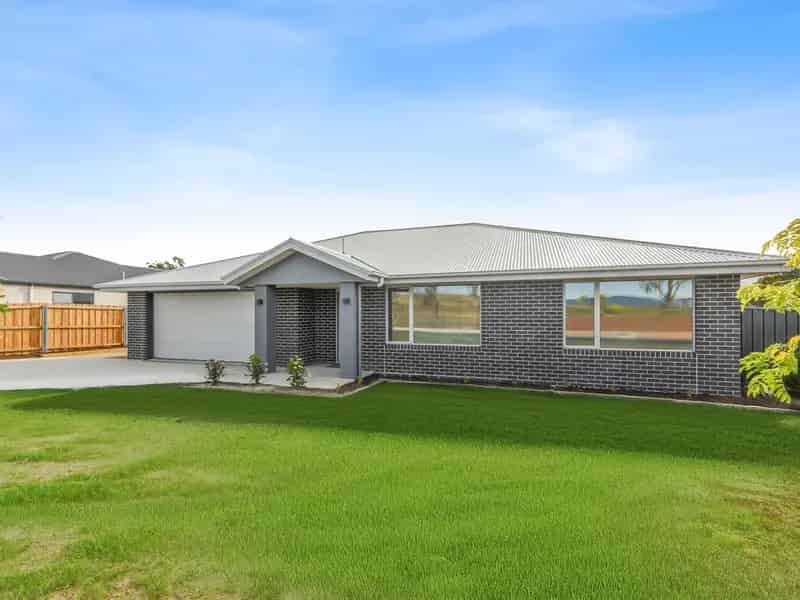 House For Sale , Deloraine, Tasmania