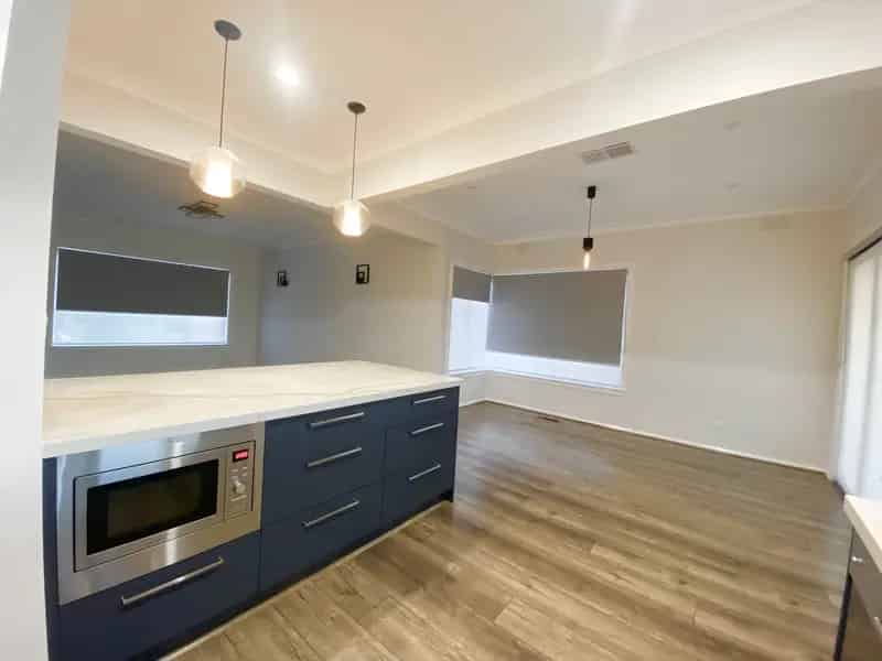 Luxury family home for sale, close to amenities and spacious backyard