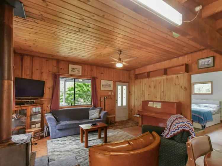 Buy Bush Retreat Cottage in Scenic Location with Rustic Charm