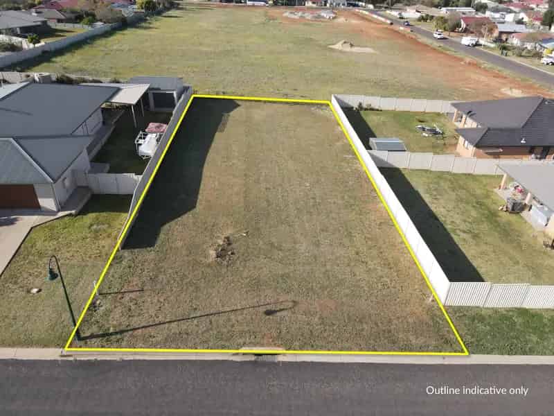 Build Your Dream Home on a No Easement Block in New Estate