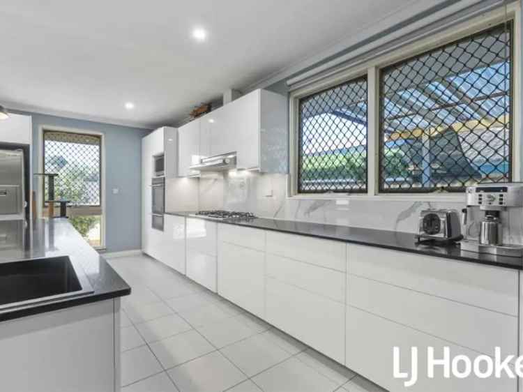 House For Sale in City of Gosnells, Western Australia