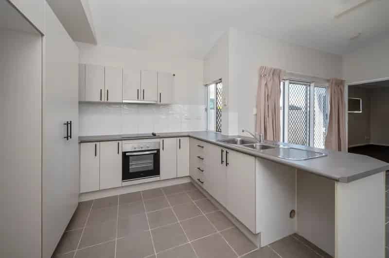 20 Daintree Drive, Bushland Beach QLD 4818 - House For Lease