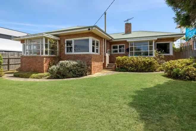 House For Sale , 67, Fischer Street, Torquay, Victoria