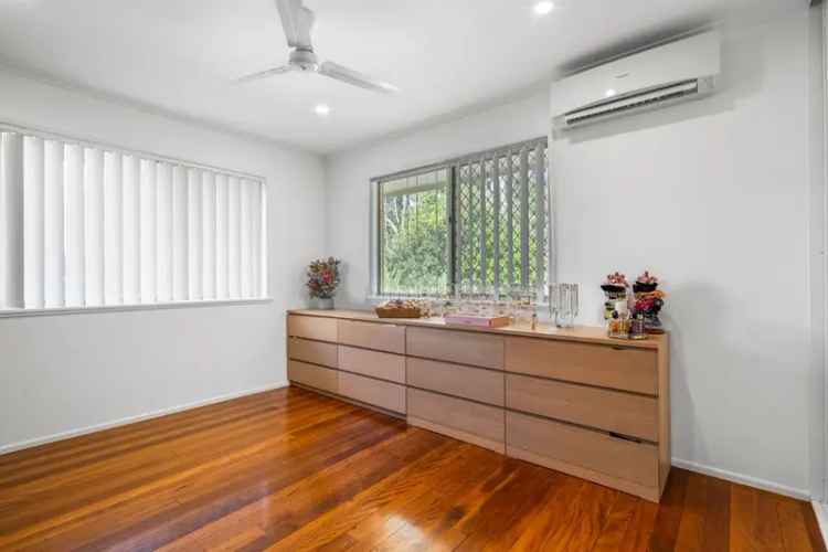 Spacious Family Home in the Heart of Coorparoo