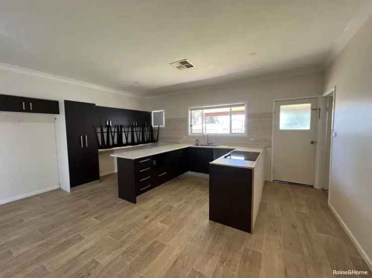 House For Rent in Tamworth, New South Wales