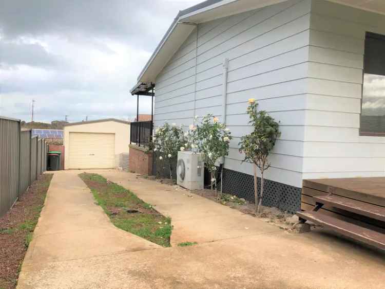 Crookwell Family Home