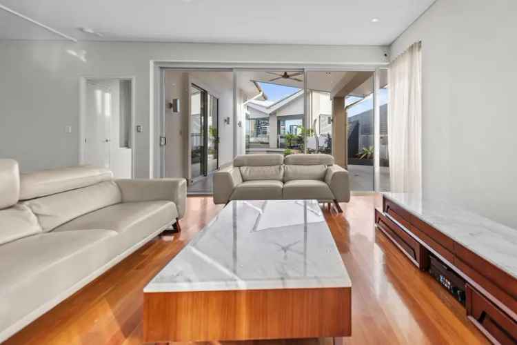 Brisbane City 4 Bedroom Penthouse Apartment 1018m²