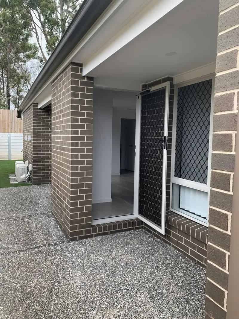 Real Estate For Lease - 2/53 Booth Street - Redbank , QLD