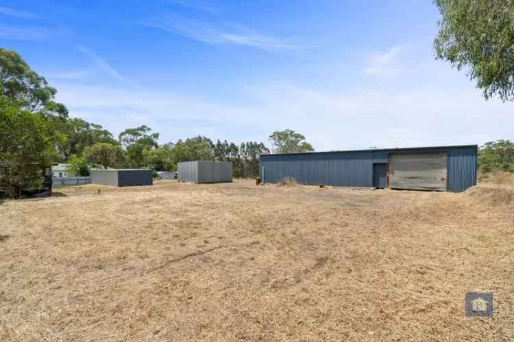 4.7 Acre Property with Multiple Sheds and Hard Stand