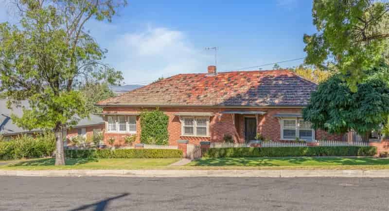 House For Sale , Bathurst, New South Wales