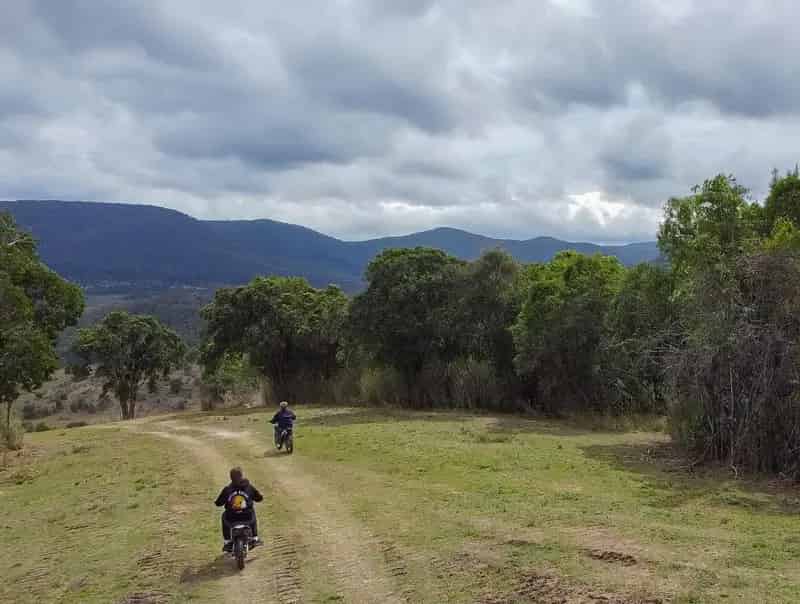 "HILLVIEW" Spectacular Elevated Views, Acreage, The Ultimate Weekender