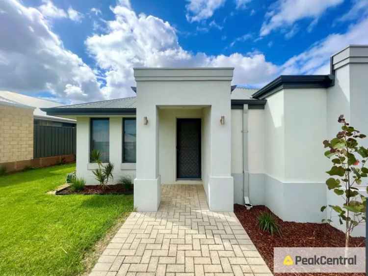 Elegant Four-Bedroom Family Home in Baldivis