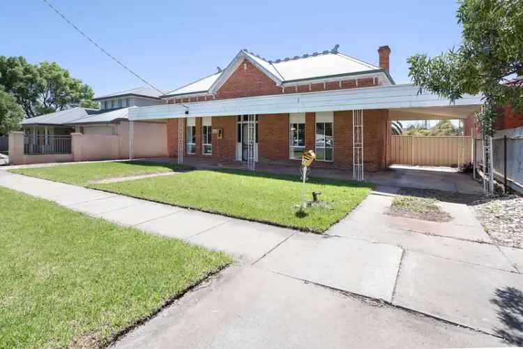 Charming Home with the Character of Yesteryear