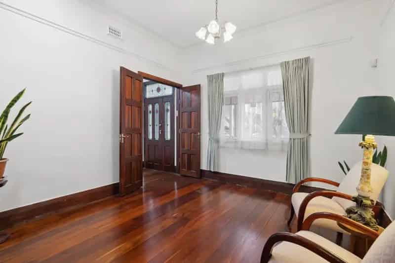 House For Sale , Western Australia