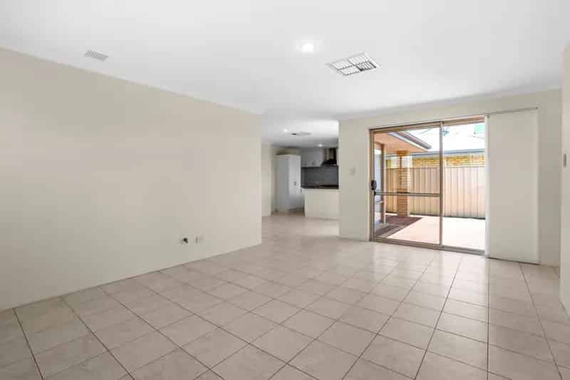 House For Sale - 35C Bungaree Road, Wilson WA 6107