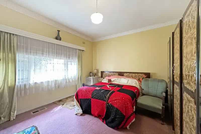 House For Sale , 22, Longwarry Road, Drouin, Victoria