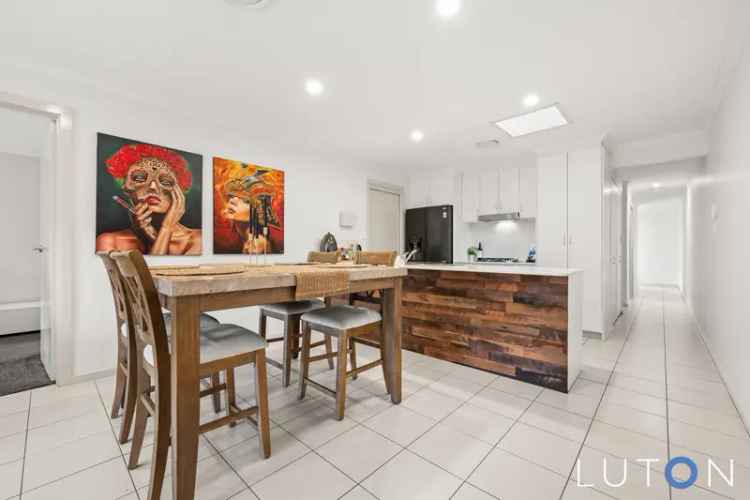 2-Bedroom Townhouse in Queanbeyan Near Canberra