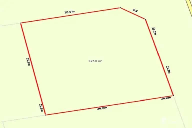 CORNER BLOCK IN GREAT CENTRAL LOCATION
