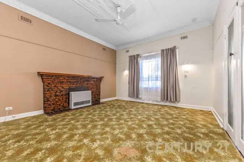 11 High Street, Dandenong VIC 3175 - House For Sale