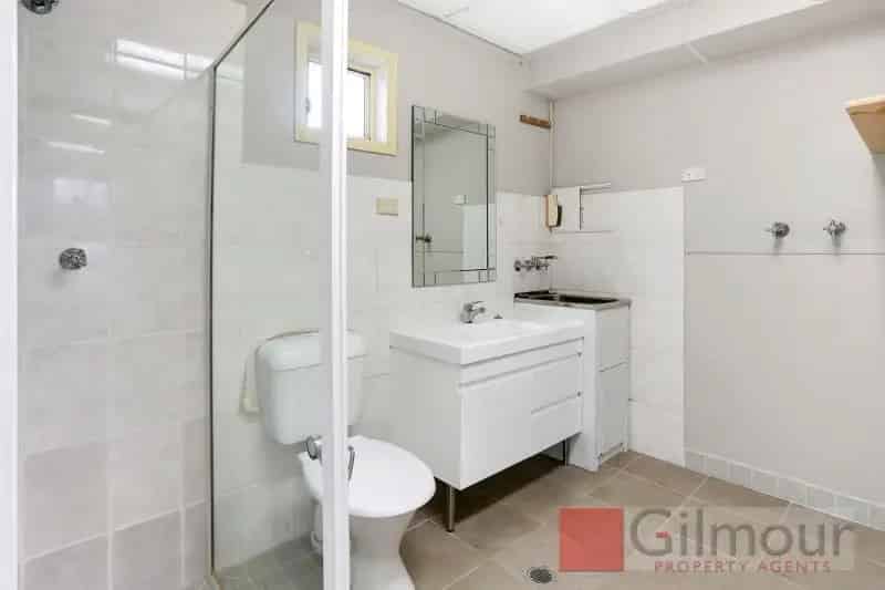 2 rooms house of 145 m² in Sydney